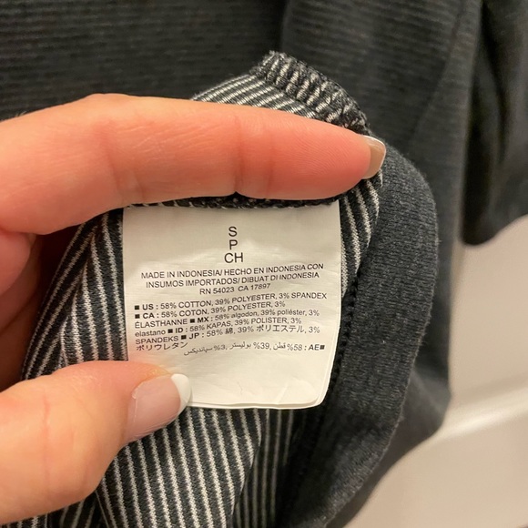 Old Navy Gray 3/4 Sleeve Dress Size Small - Picture 4 of 5